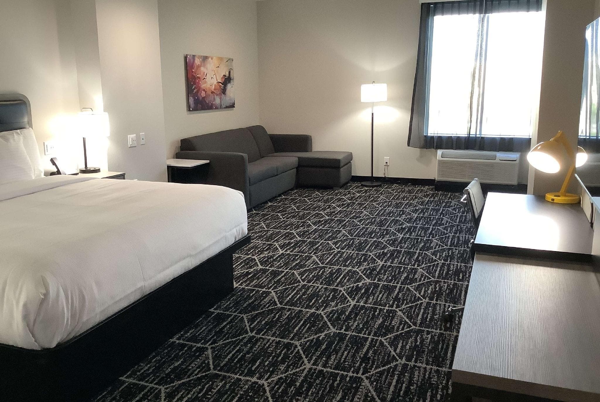 La Quinta Inn & Suites by Wyndham Corpus Christi Southeast photo 2