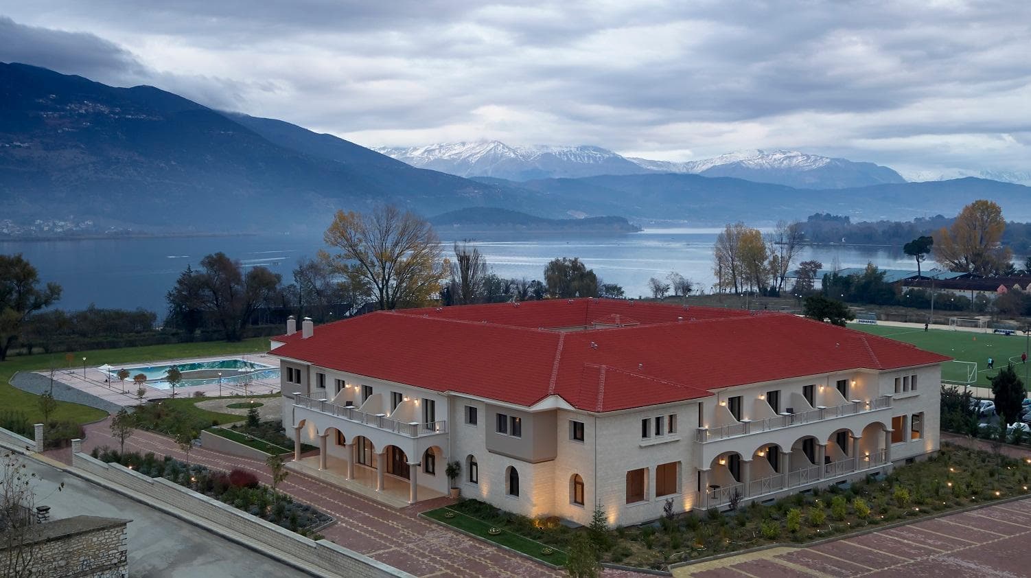 The Lake Hotel