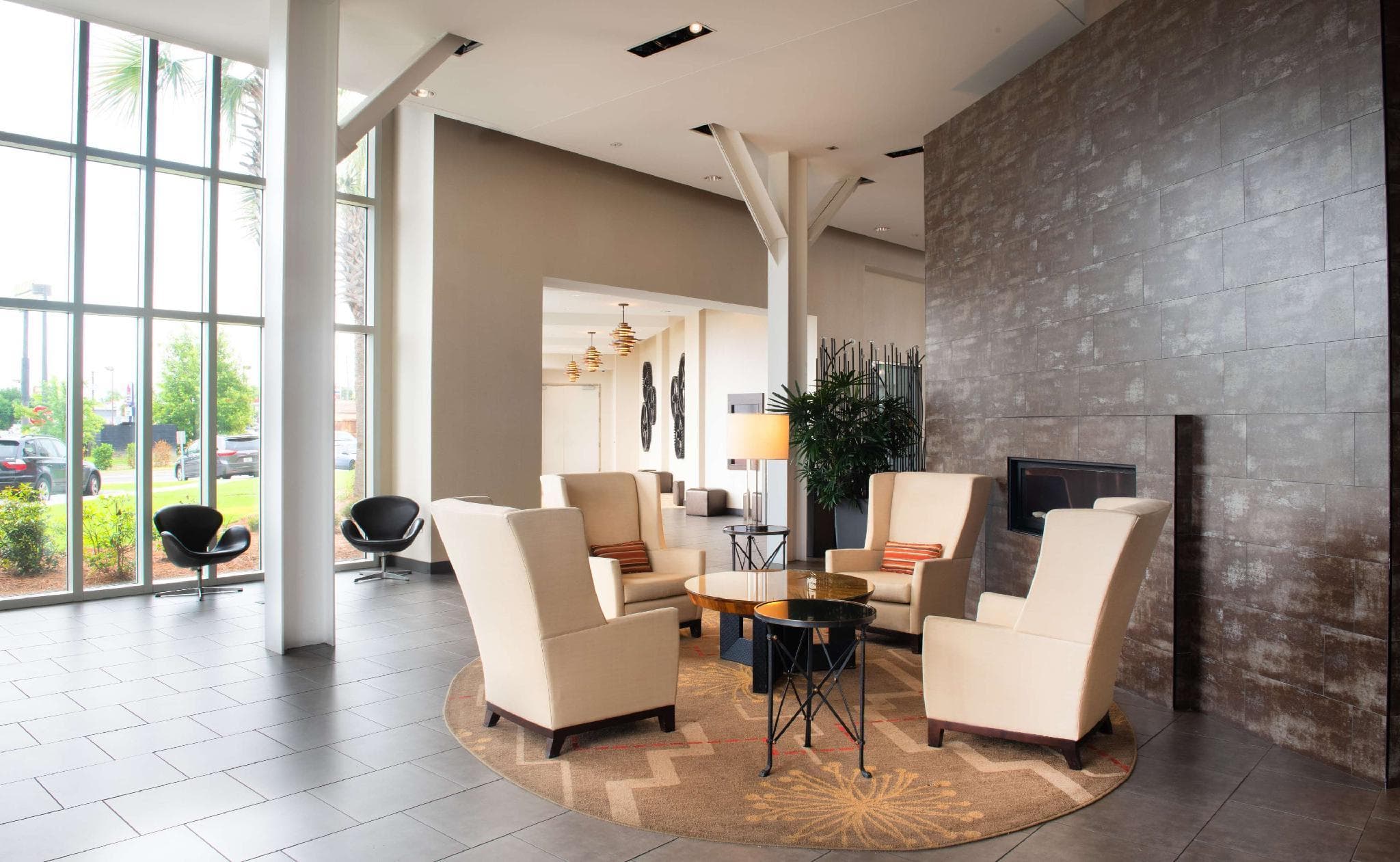 DoubleTree by Hilton Hotel and Suites Charleston Airport photo 3