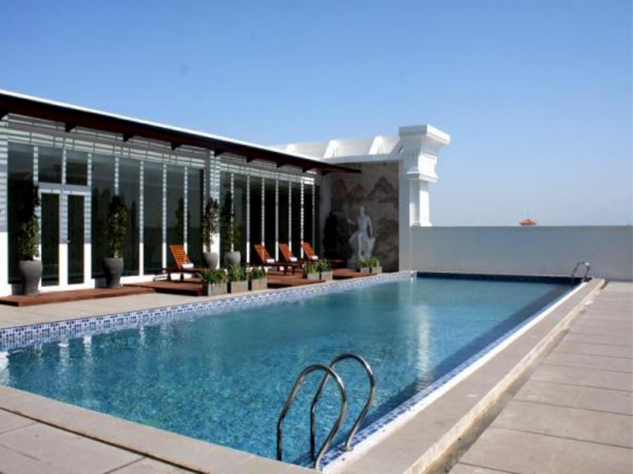 GOLDEN TULIP LEGACY SURABAYA photo 5