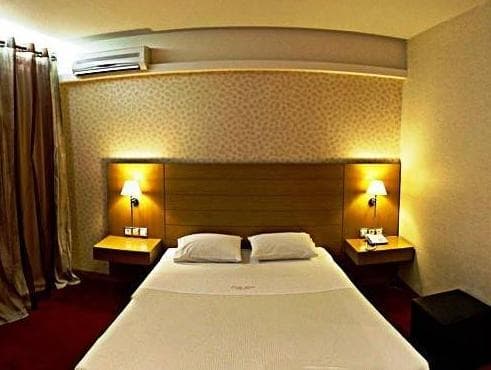 Deves Hotel photo 5