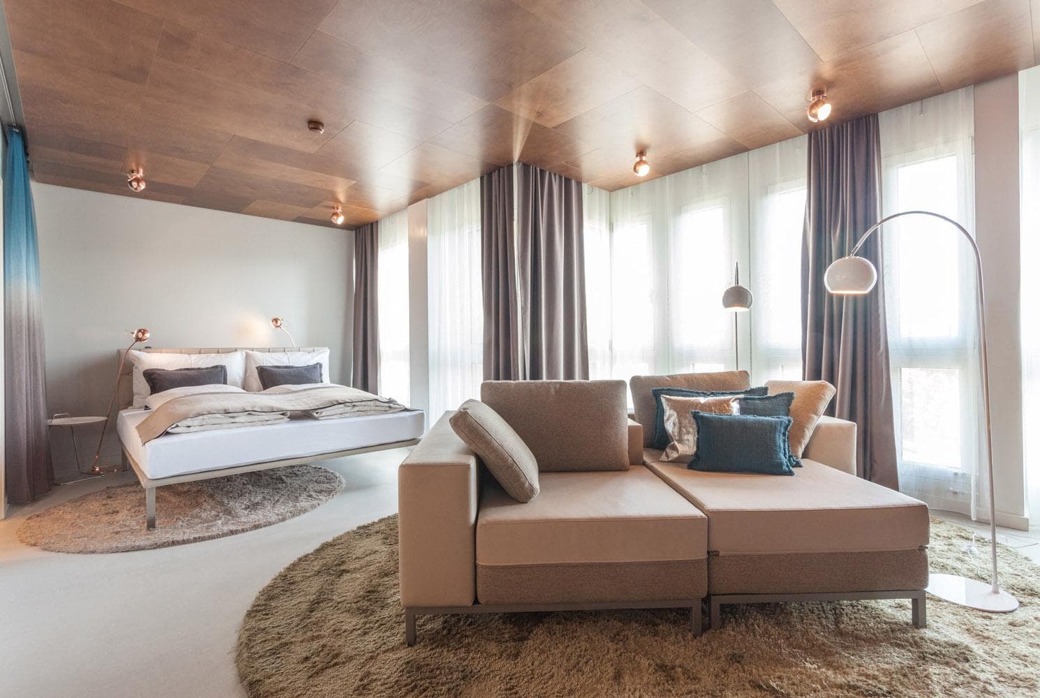 EMA House Hotel Suites photo 2