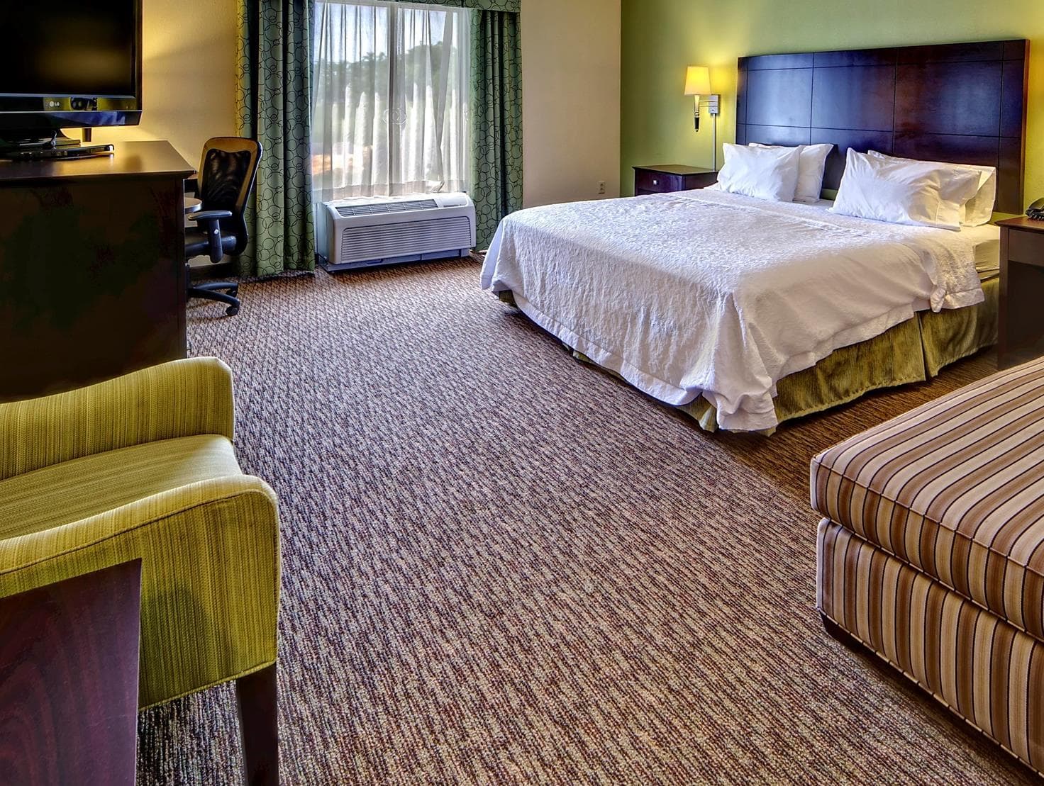 Hampton Inn Crossville photo 2