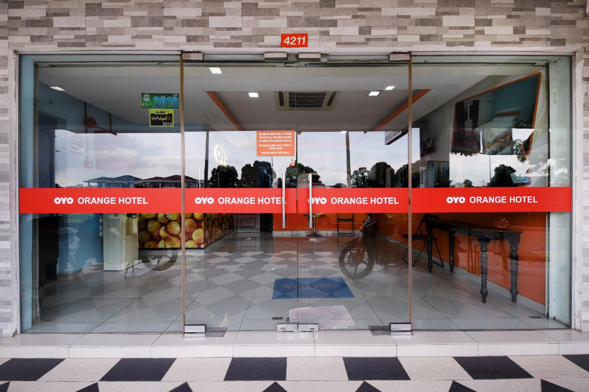 Super OYO 90296 Red Orange Hotel Port Klang photo 4