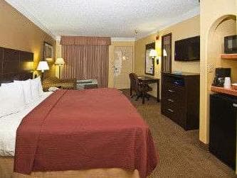Days Inn by Wyndham Gonzales photo 4