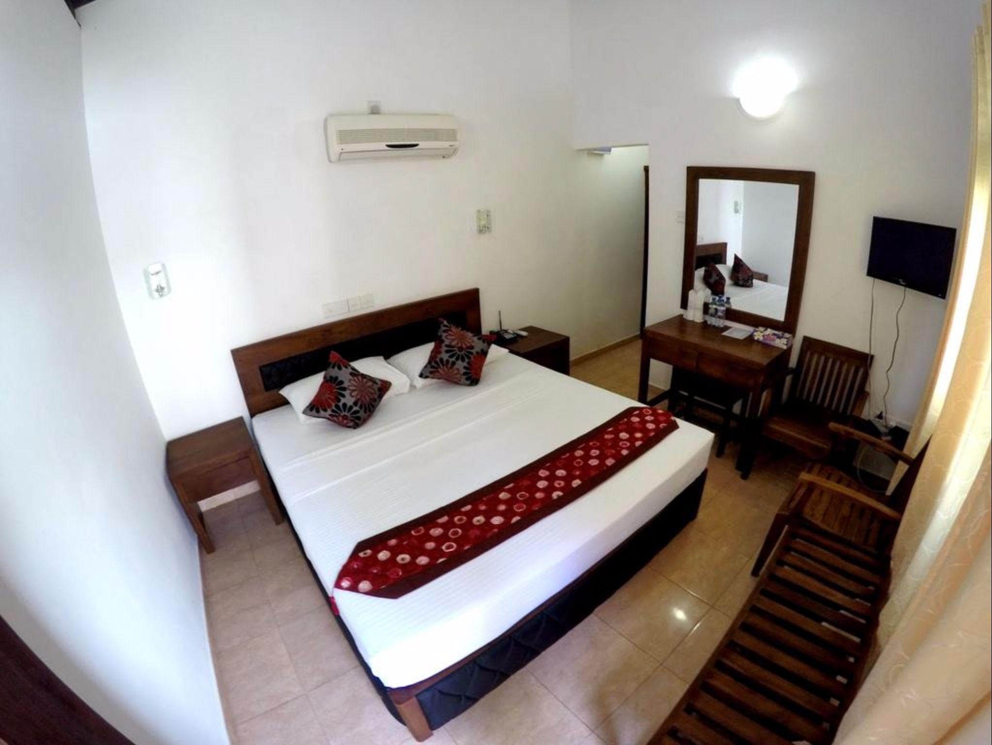 Ramon Beach Resort photo 3