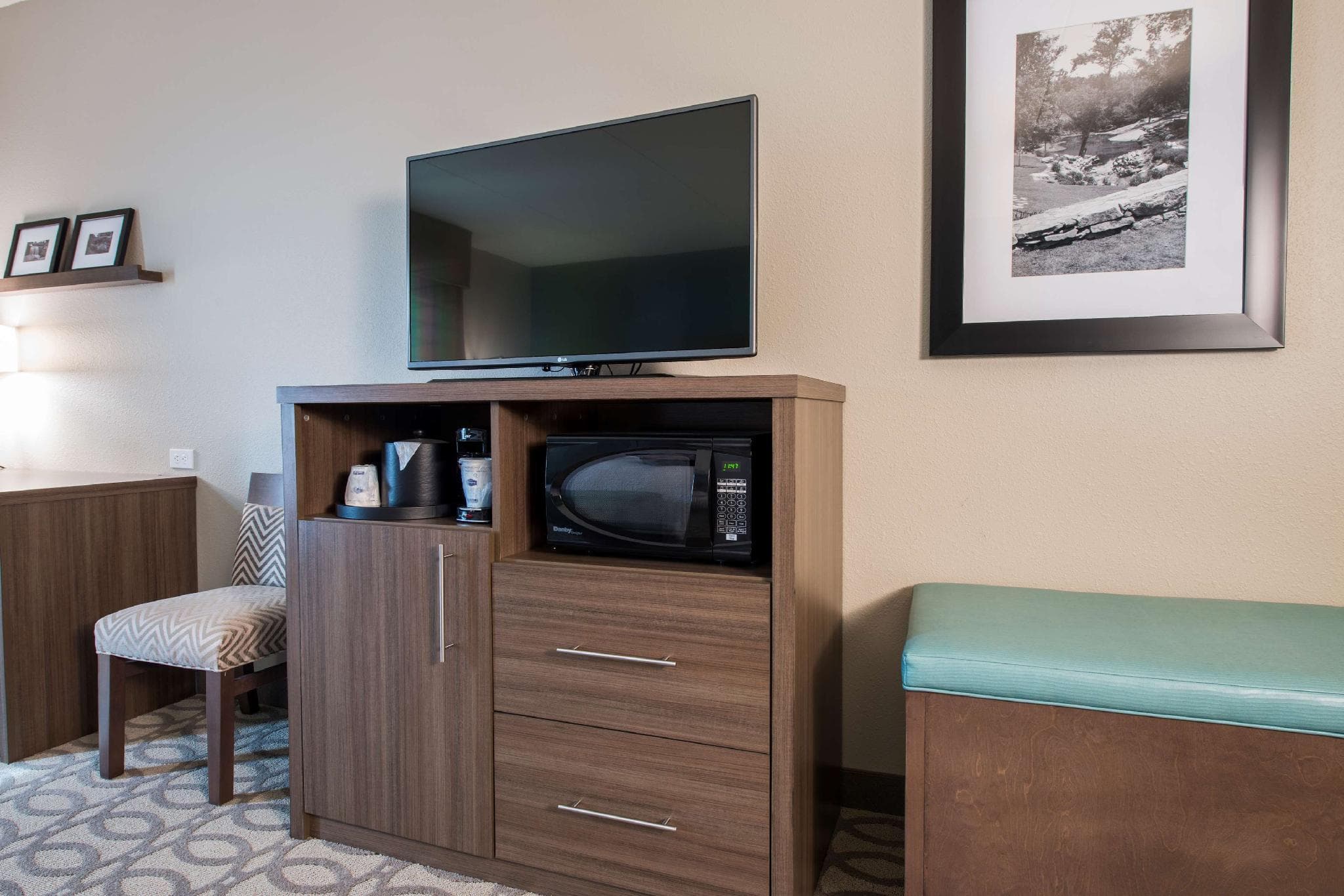 Hampton Inn Greenville/I-385 Haywood Mall photo 2
