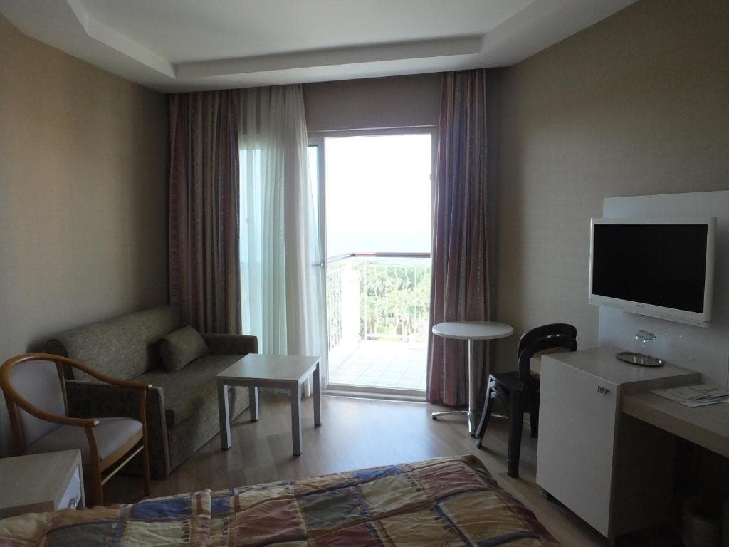 Riviera Hotel & Spa photo 3