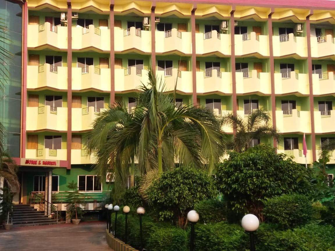 MADHU MAMATA HOTEL photo 3