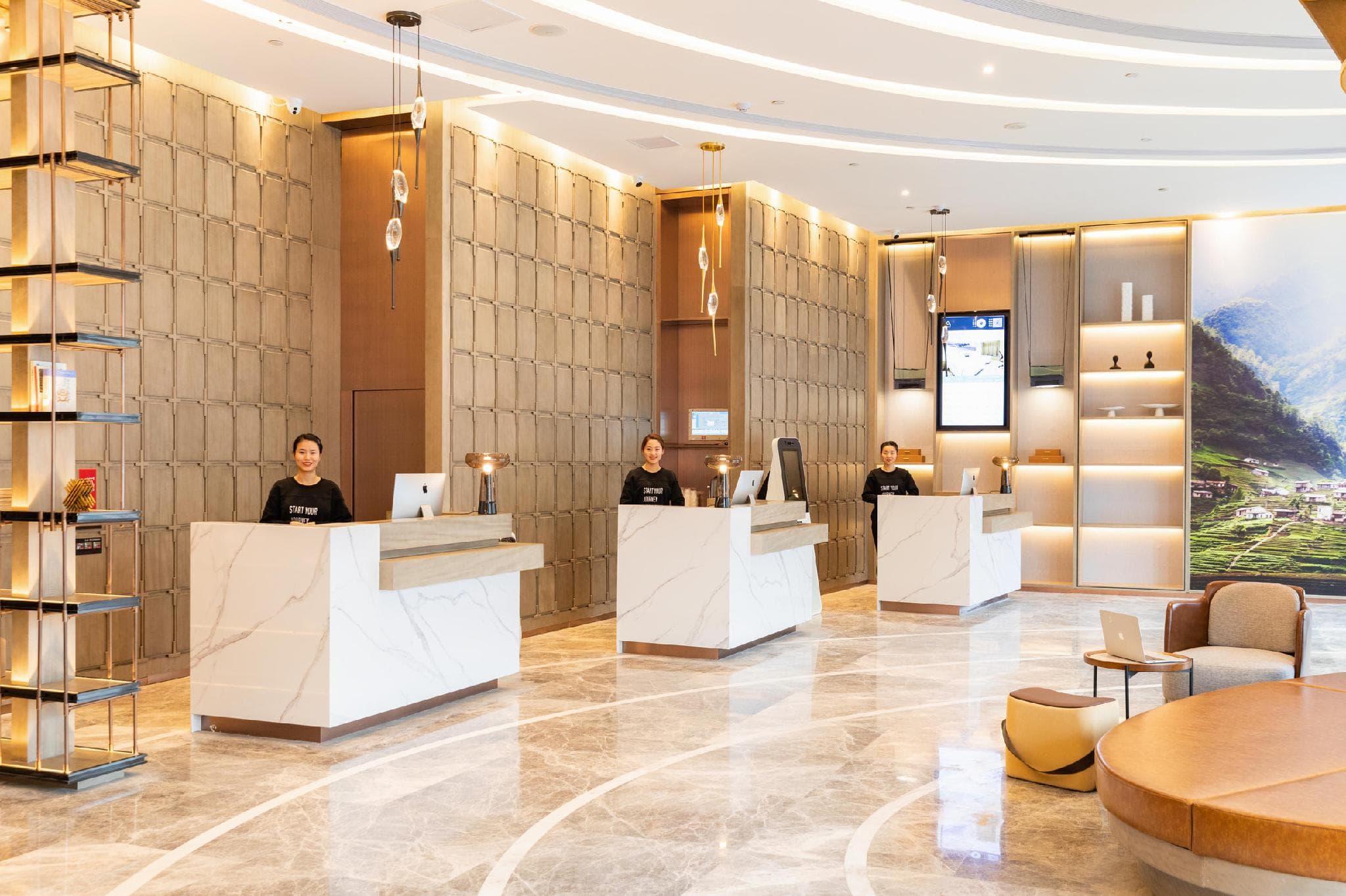 Atour Hotel Huainan Railway Station Commercial and Cultural Square