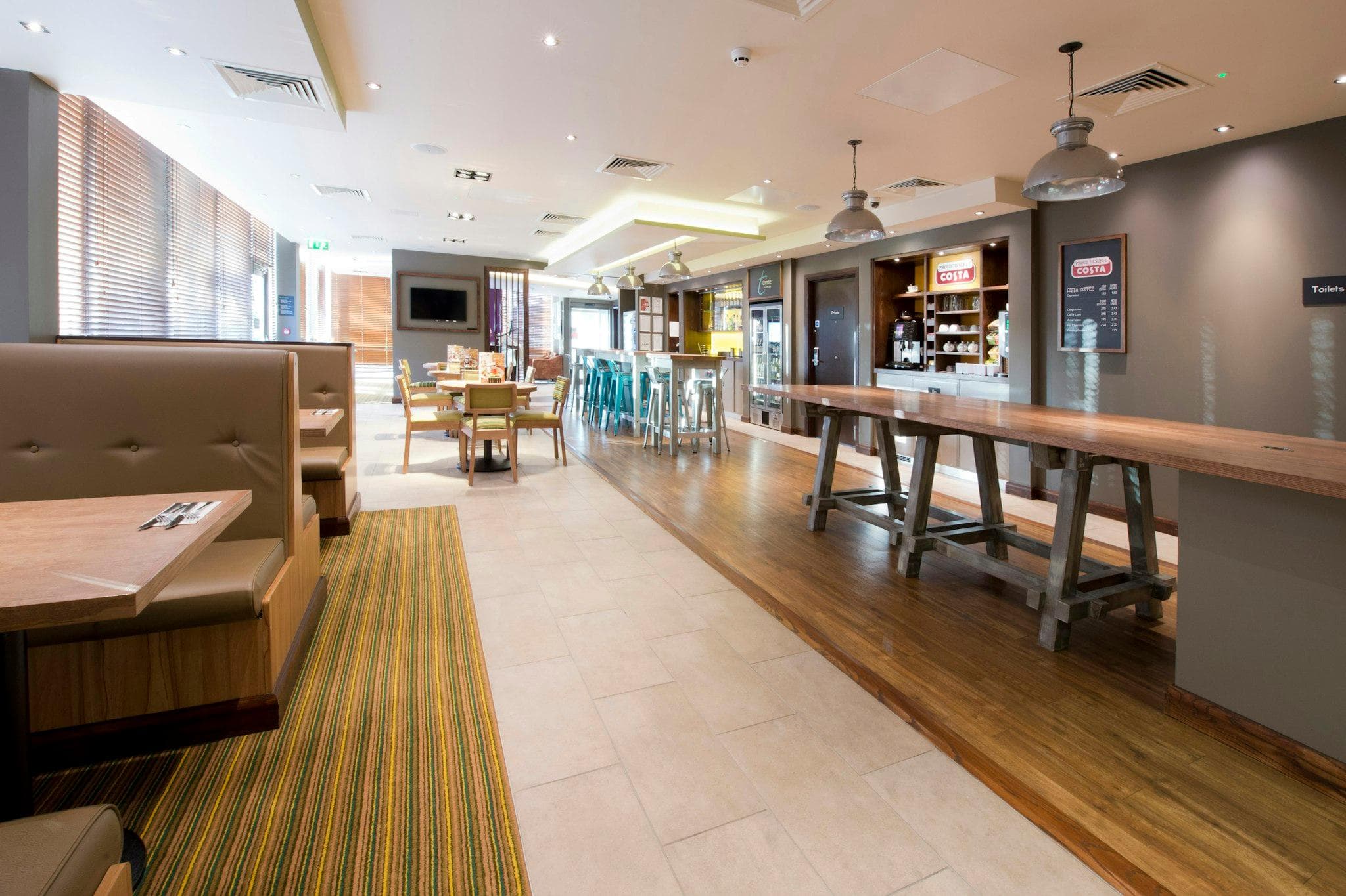 Premier Inn London Lewisham photo 2