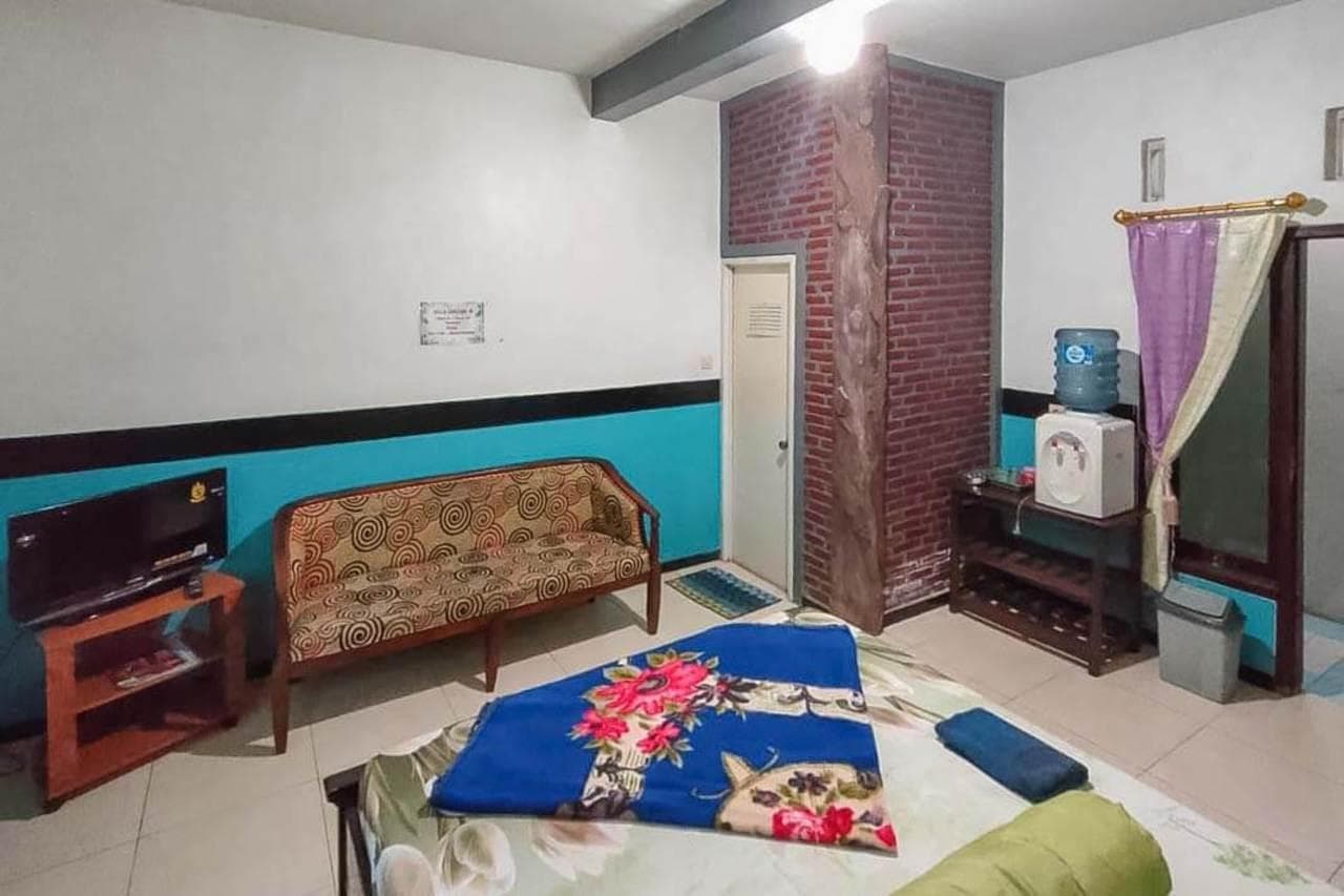 Villa Ghazani 4 at Desa Wisata Songgokerto photo 5