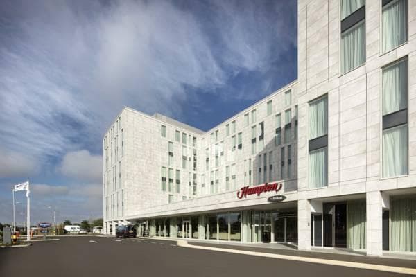 Hampton by Hilton London Stansted Airport photo 3
