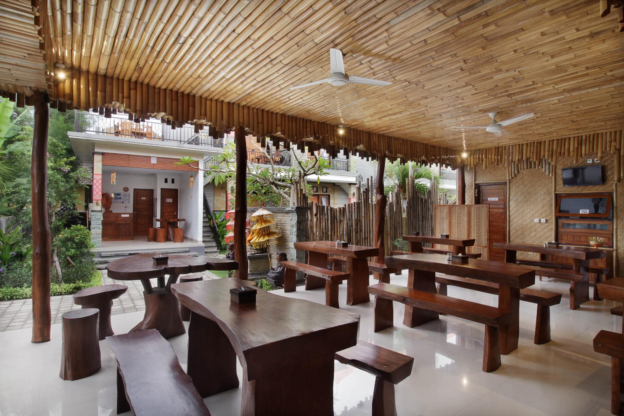 Hotel Arsa Santhi Nusa Penida photo 3