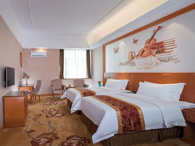 Vienna Hotel Guangdong Dongguan Chengnan Station photo 2