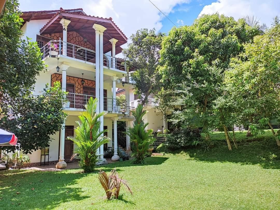 Utopia Villas