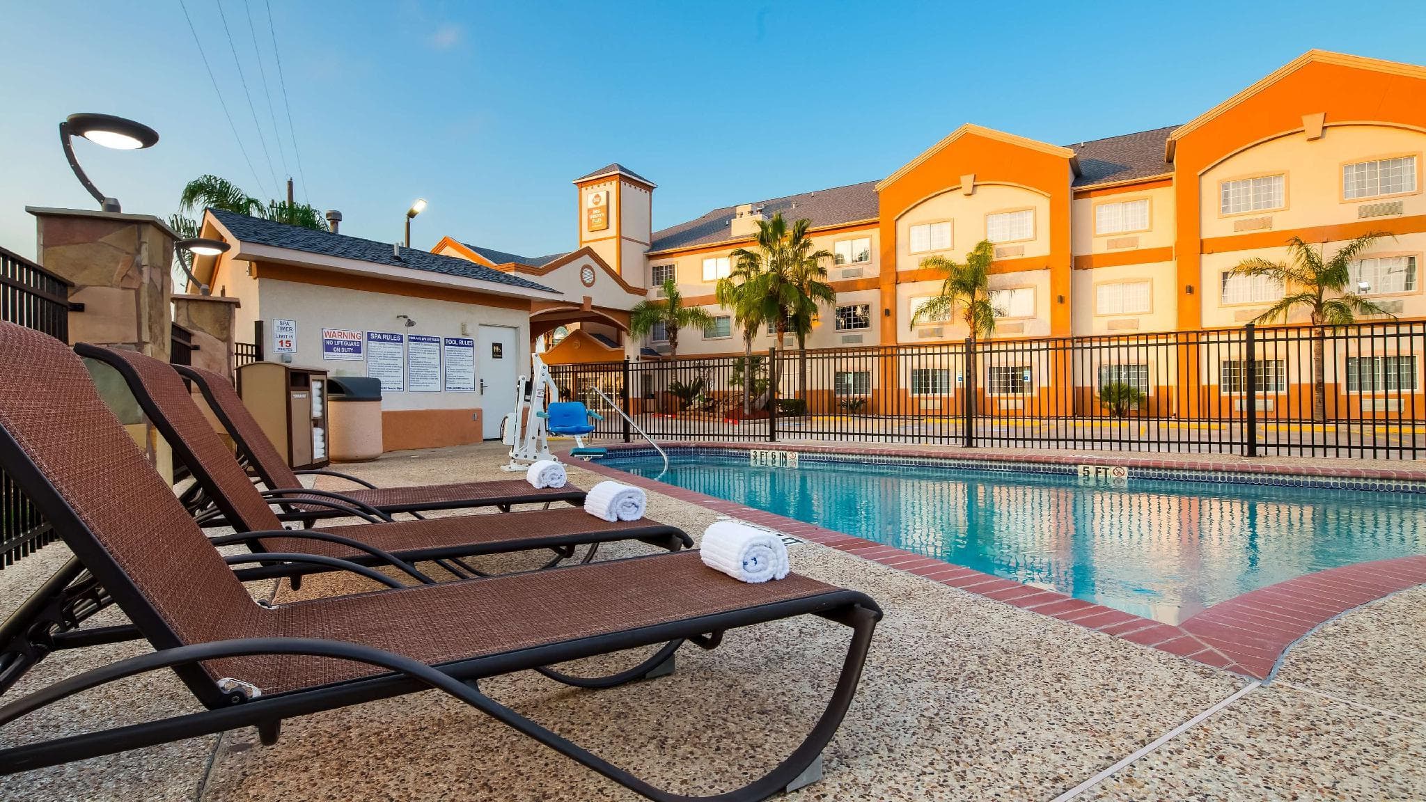 Best Western Plus Houston Atascocita Inn & Suites photo 4