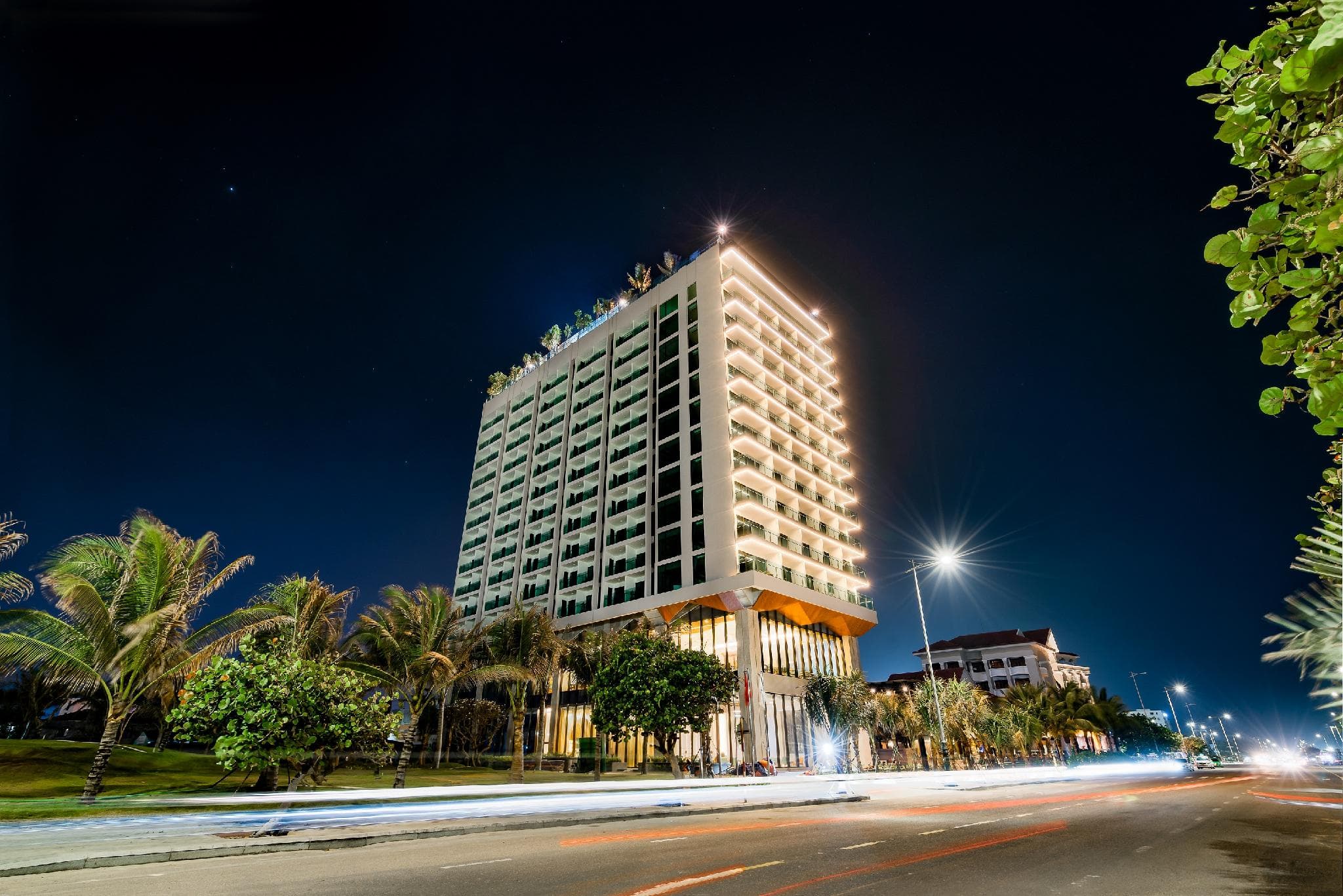 Sala Grand TuyHoa Hotel photo 4