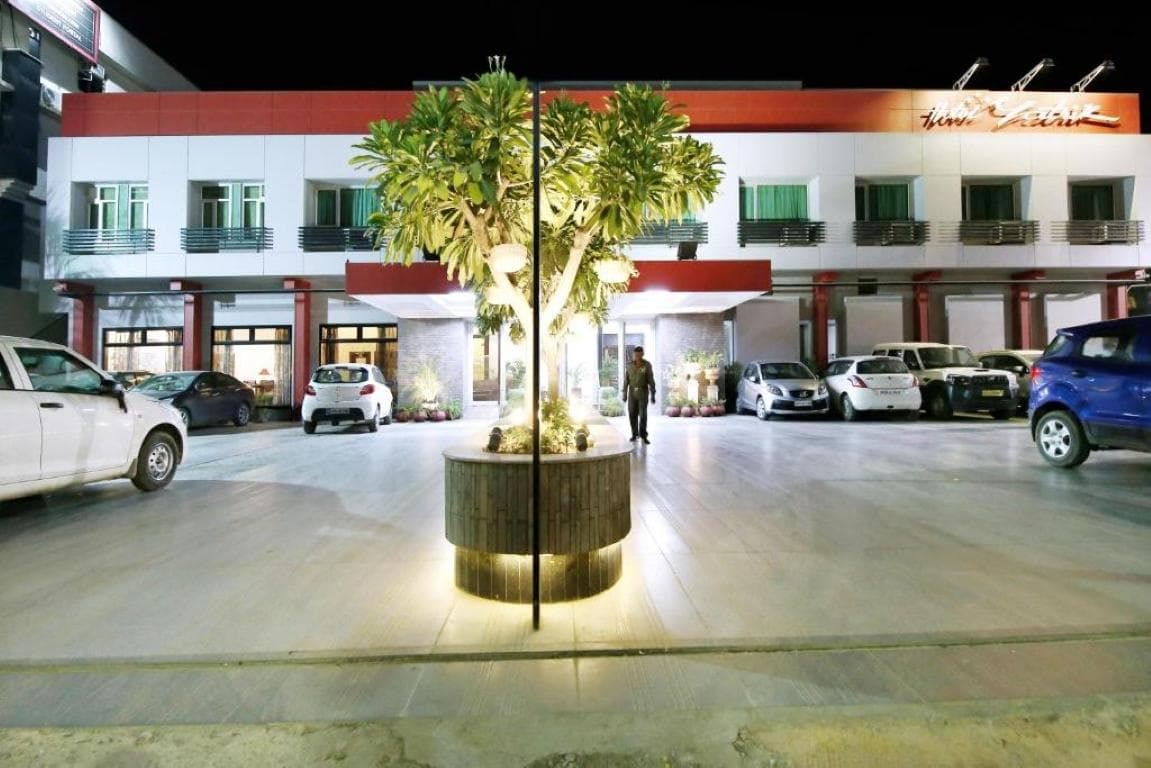 Hotel Yatrik Prayagraj