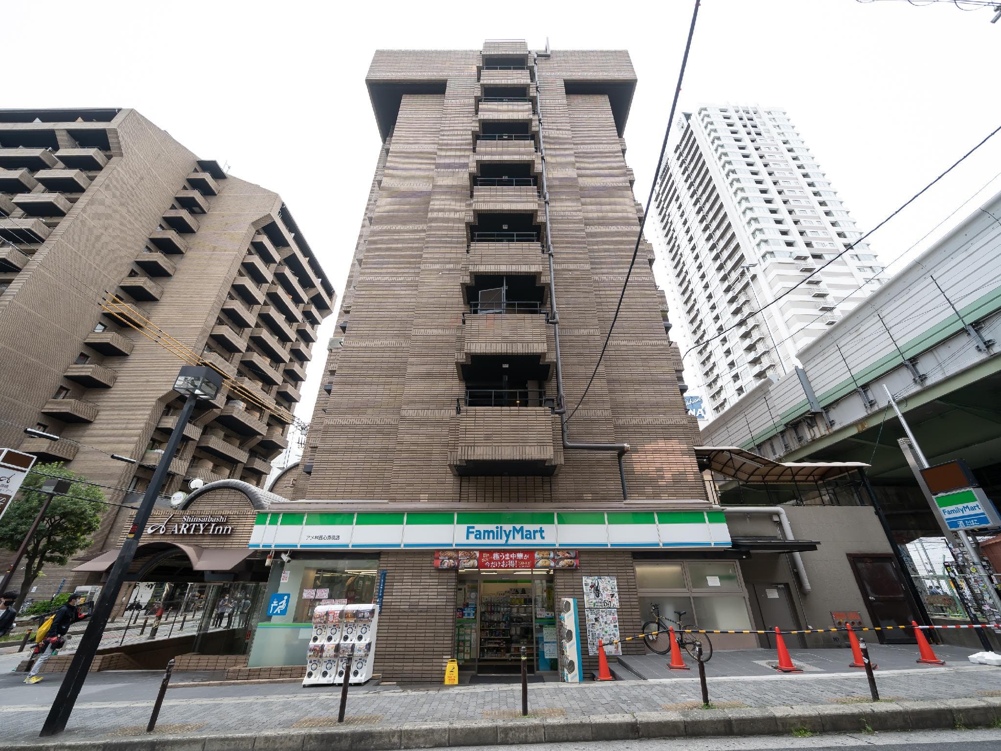 Shinsaibashi Arty Inn photo 3