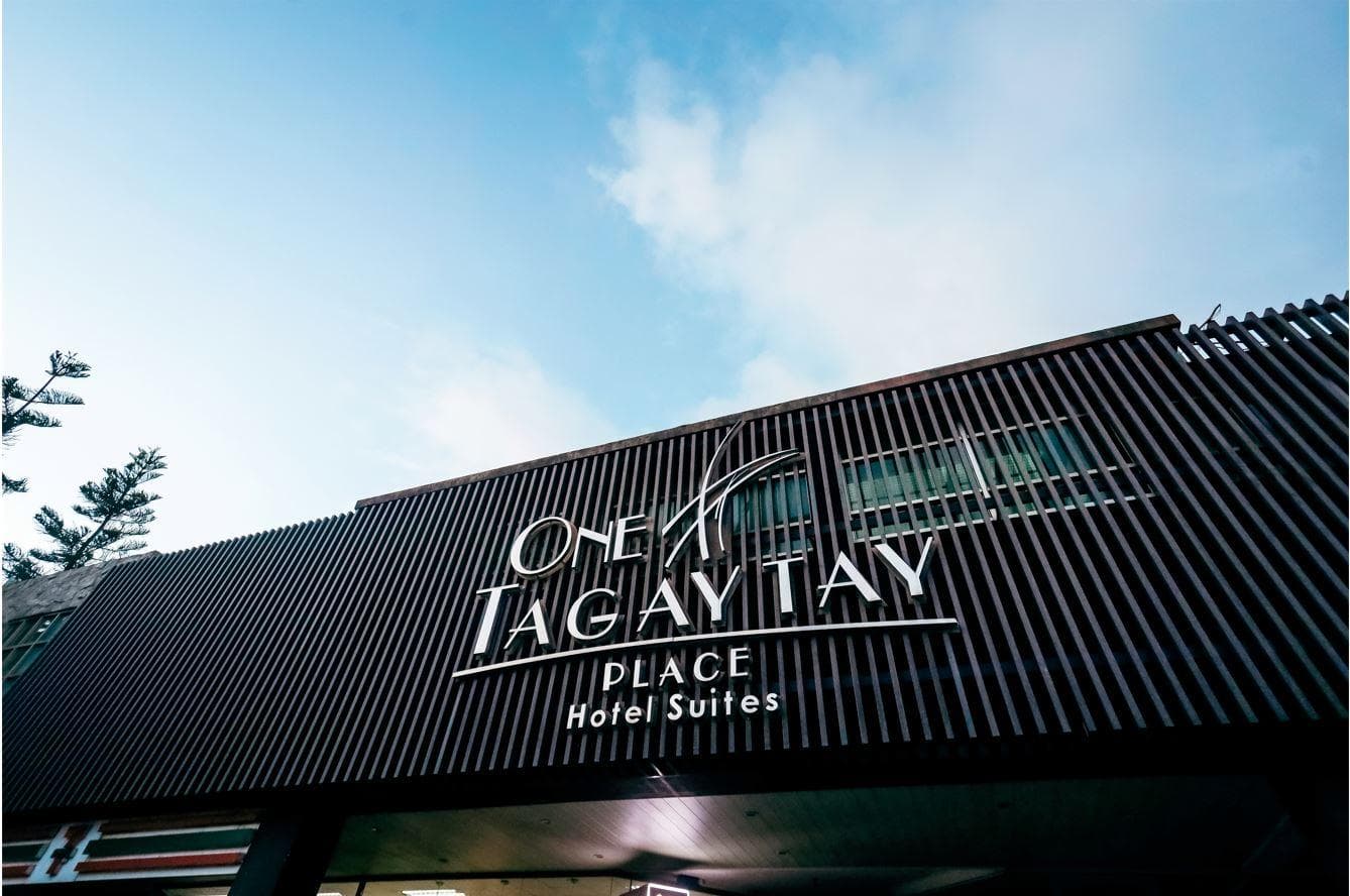 ONE TAGAYTAY PLACE HOTEL SUITES (OFFICIAL ACCOUNT)