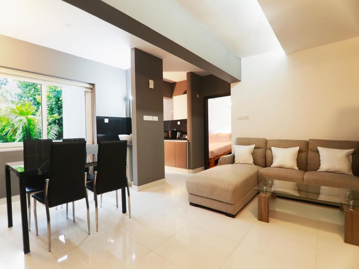 Transit Suites by GrandWest photo 5