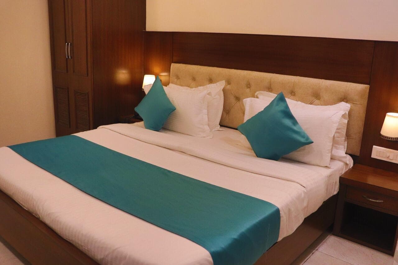 Hotel Green Behind Parmarth Niketan photo 2