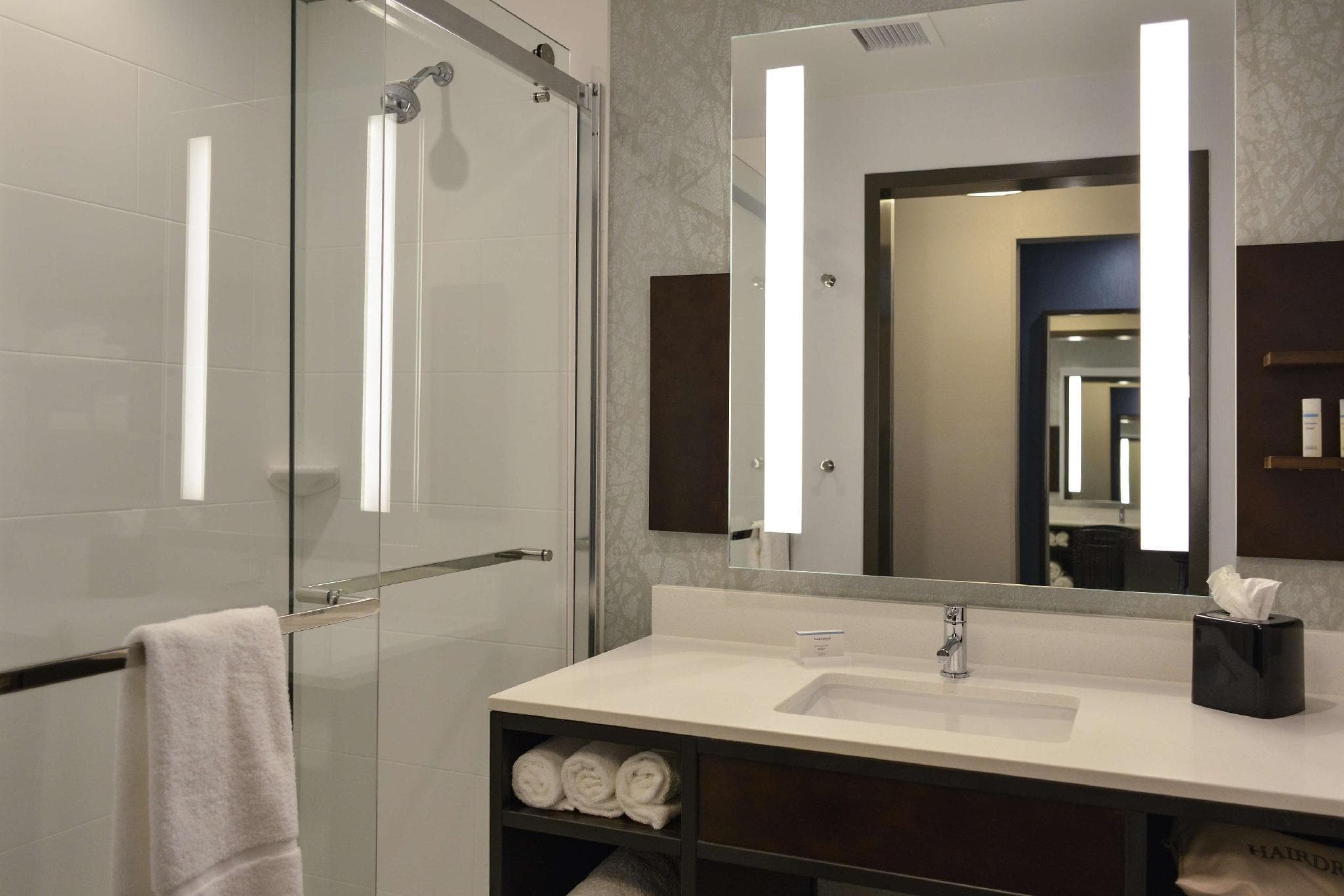 Hilton Garden Inn Louisville Mall of St. Matthews photo 2