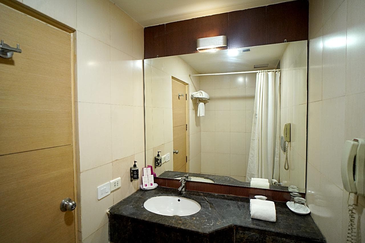 Klyde Grand Delhi NCR photo 4