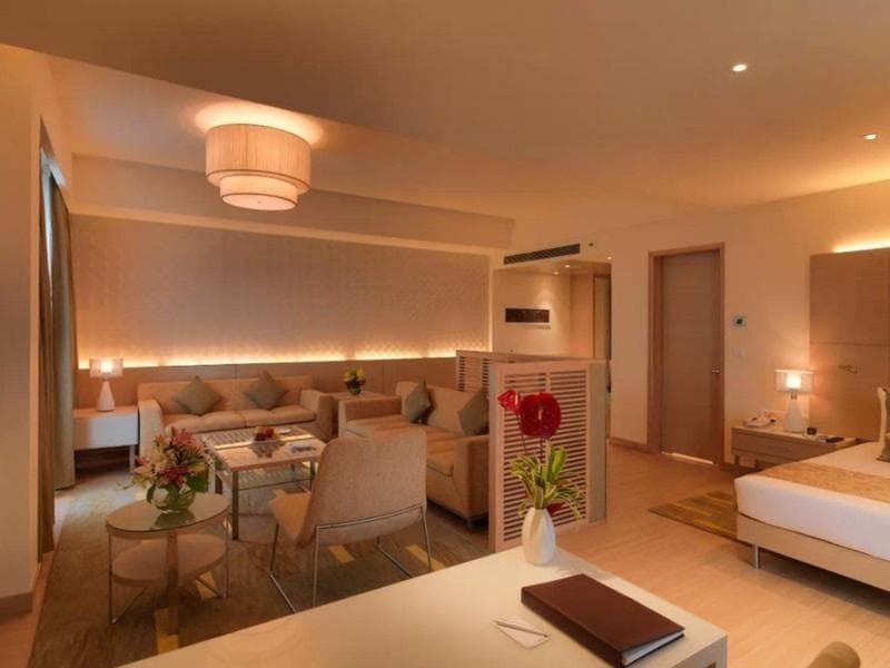 Radisson Blu Hotel Greater Noida photo 2