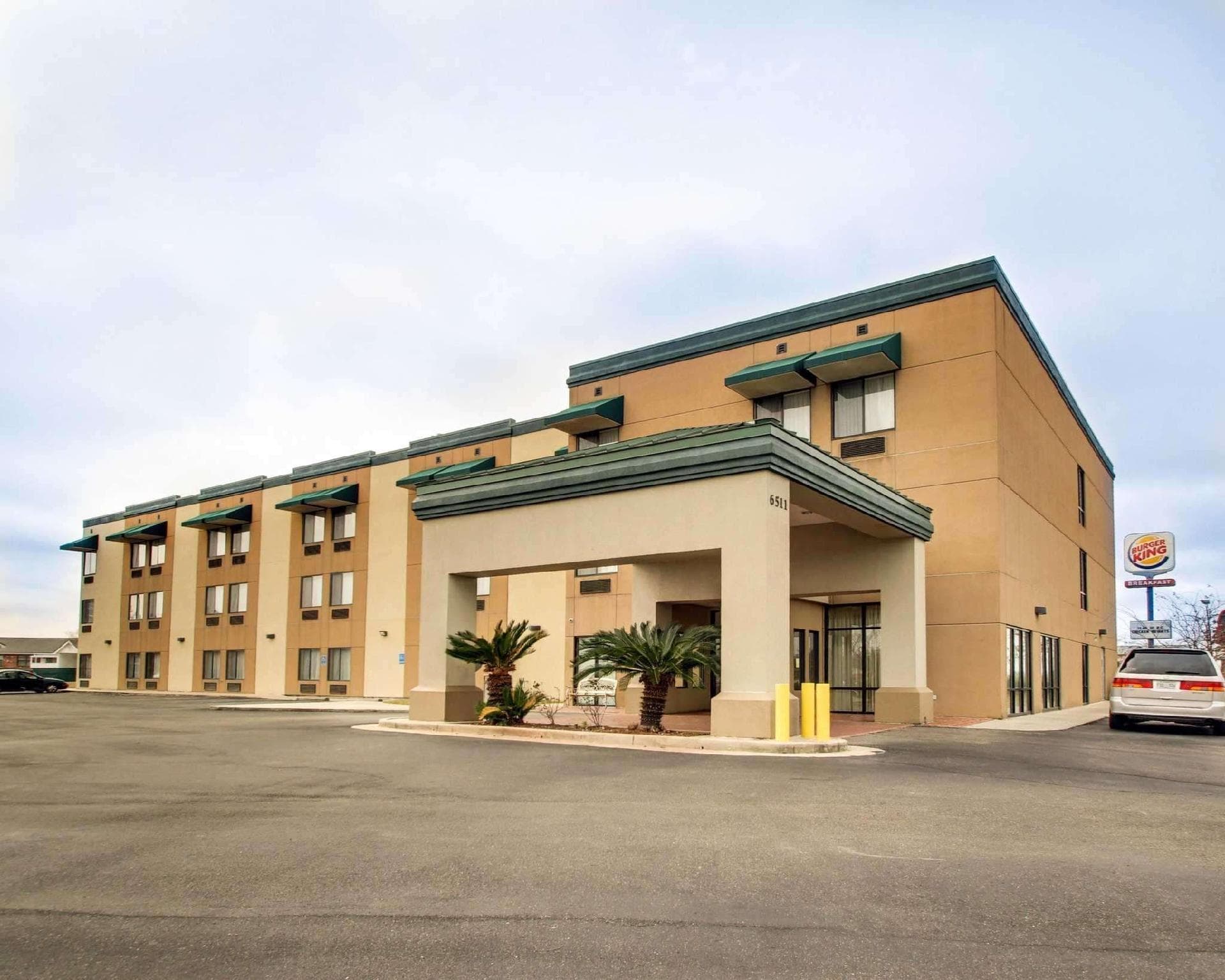 Quality Inn & Suites Hattiesburg North