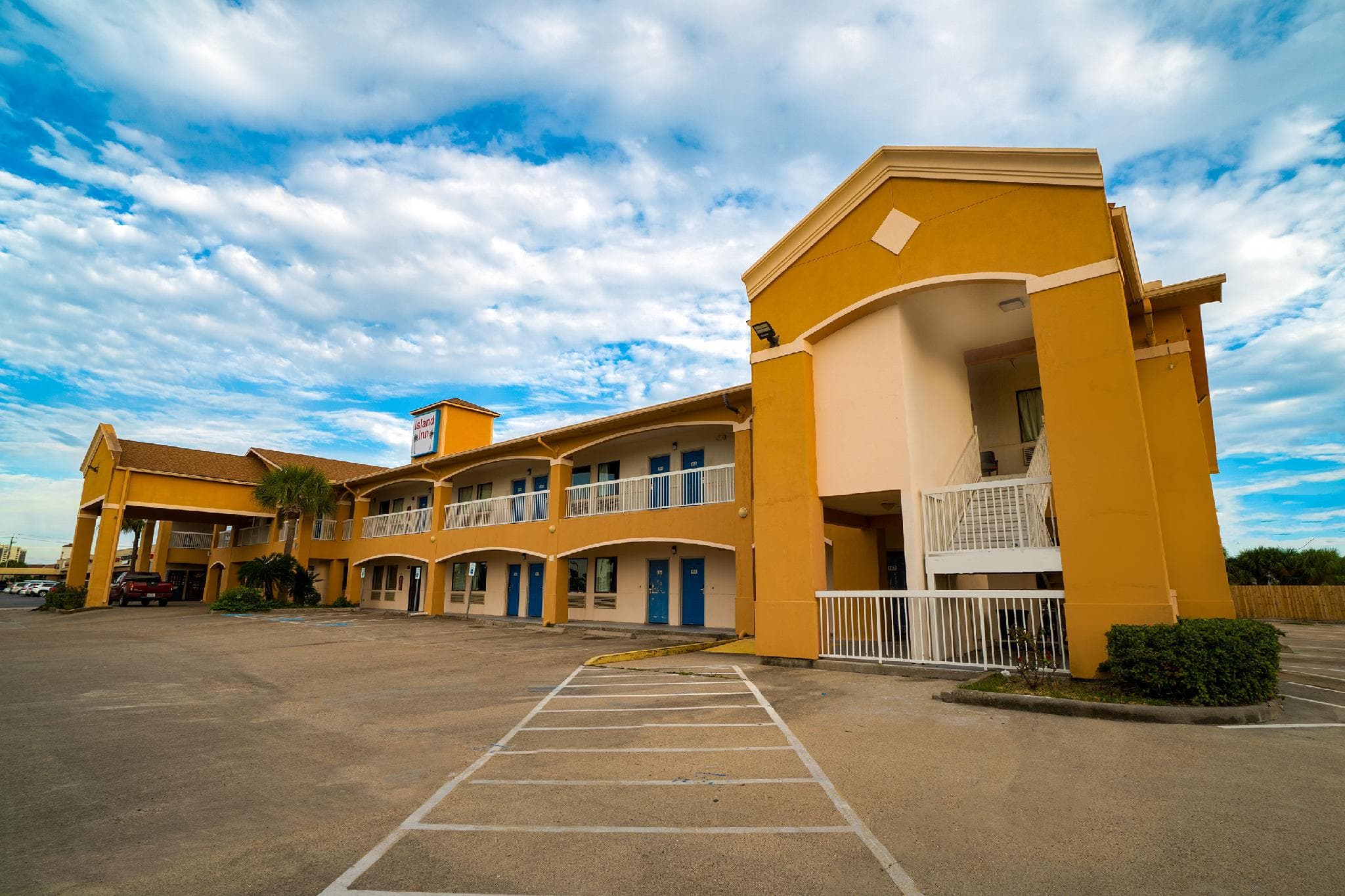 Island Inn By OYO Galveston Beach, TX photo 4