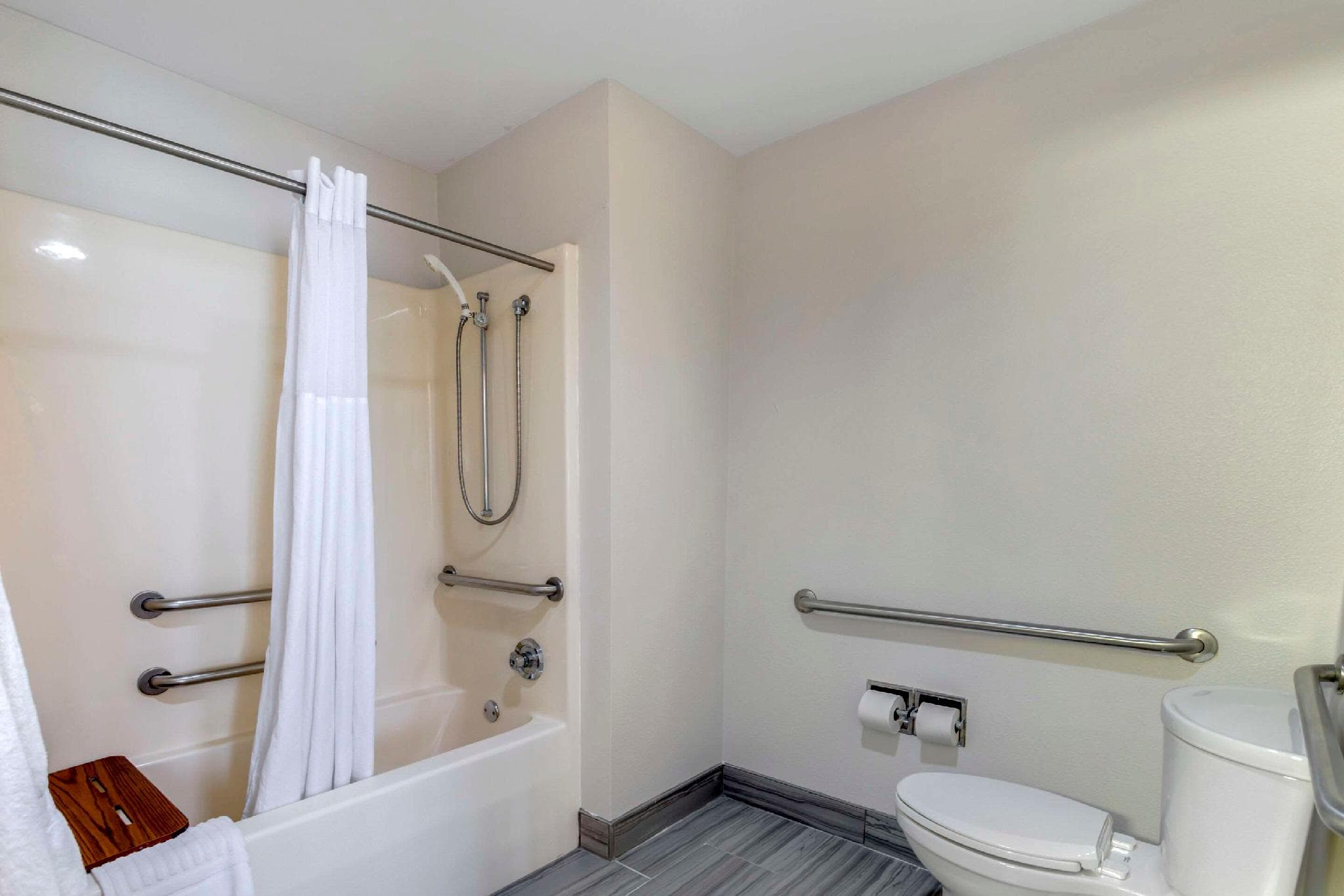 Comfort Inn & Suites Brentwood - Nashville photo 2