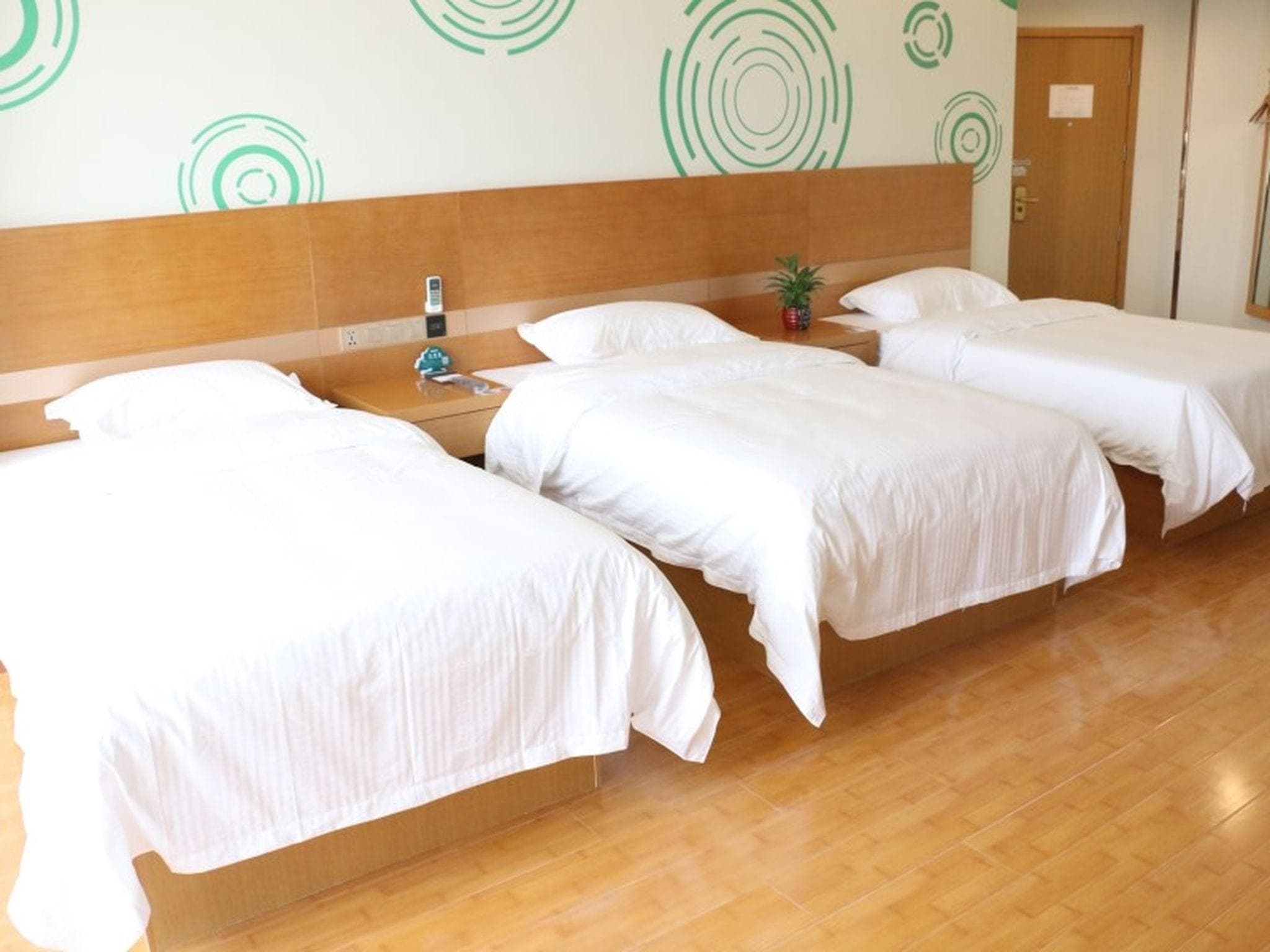GreenTree Inn Linyi Mengshan North Road Express Hotel photo 3