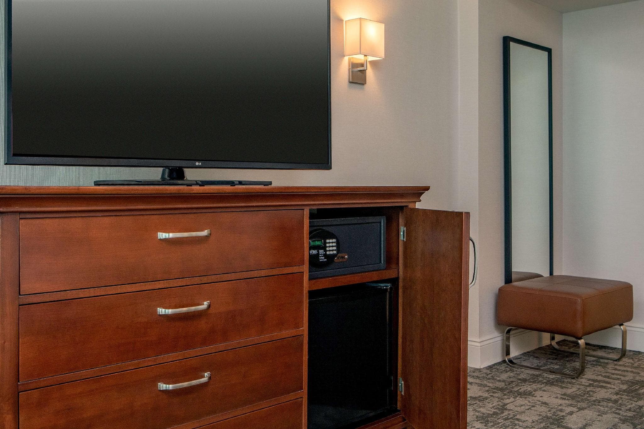 Hilton Greenville photo 2