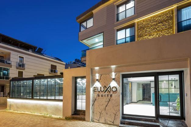 ELUXİO SUİTE HOTEL