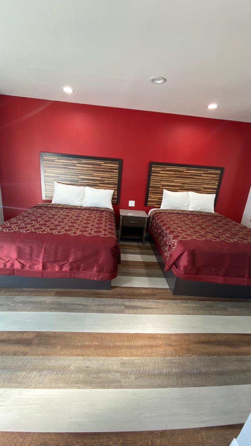 Plaza Inn Motel photo 2