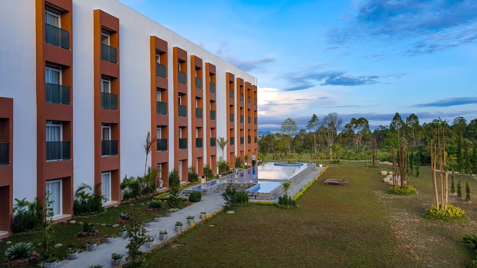 Coffee Hotel Akasi Dolok Sanggul photo 4