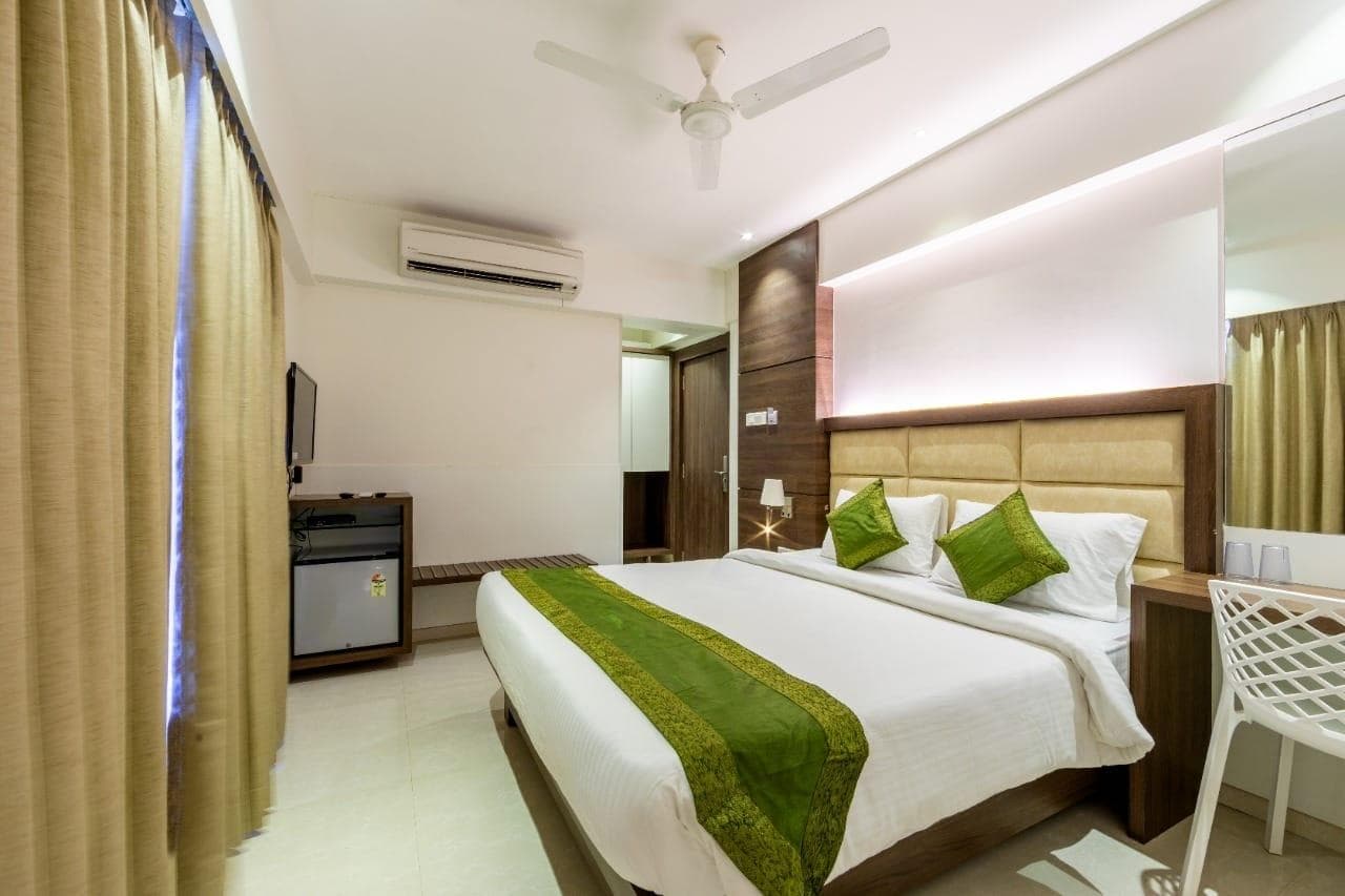 Hotel Laxvas- The Business Hotel photo 2