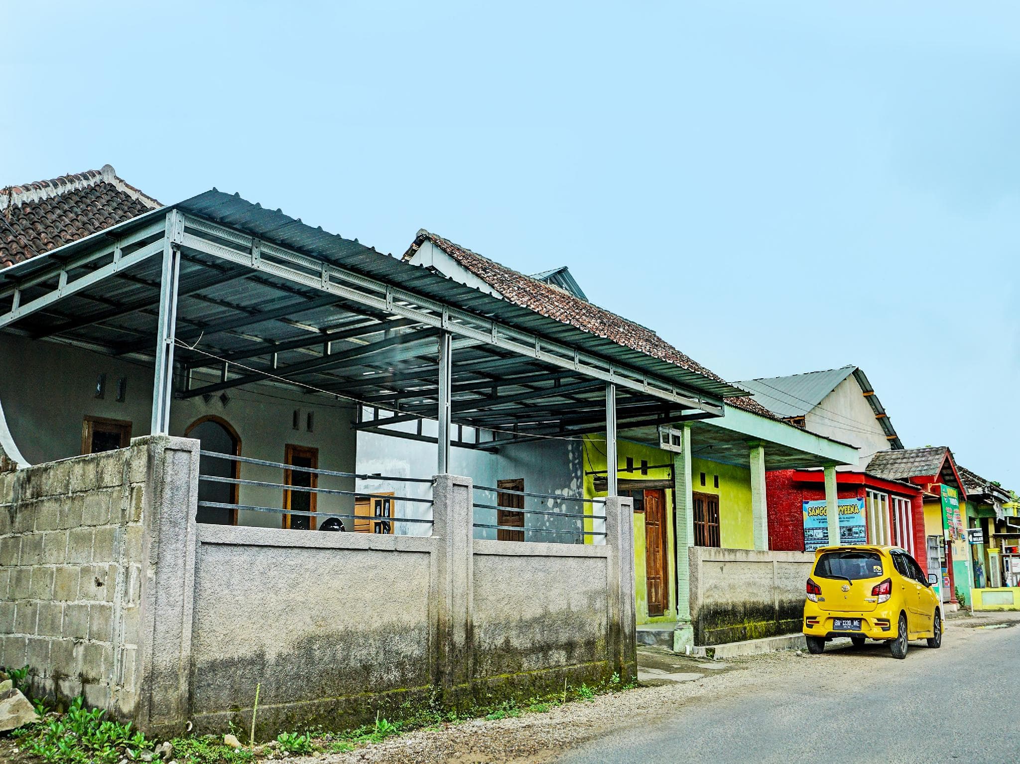 OYO Life 92222 Sahabat Kost Syariah Pacitan photo 4