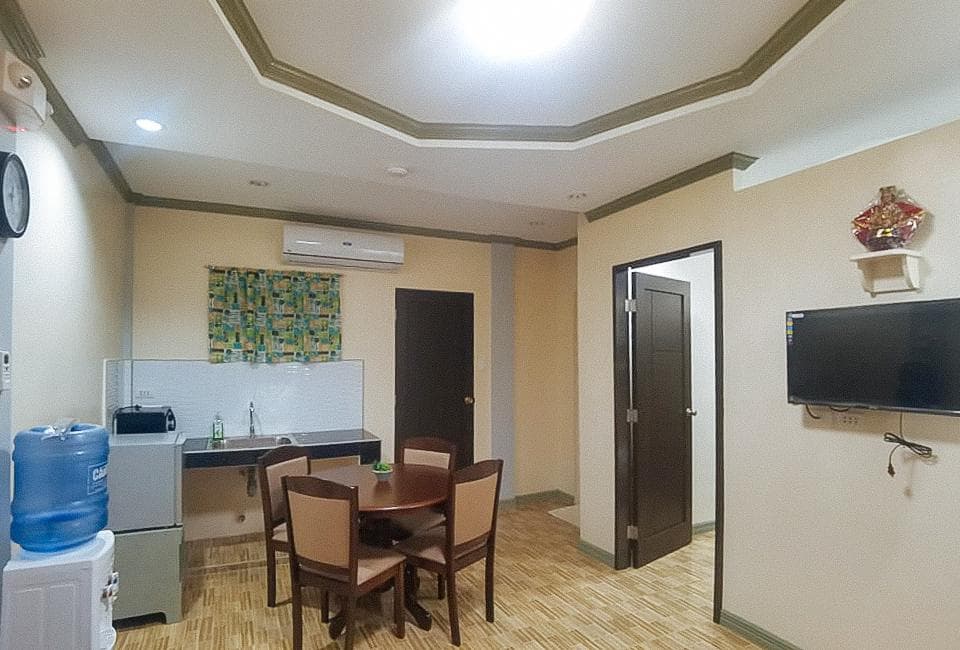 AJ Residences Apartelle Camotes RedPartner photo 3