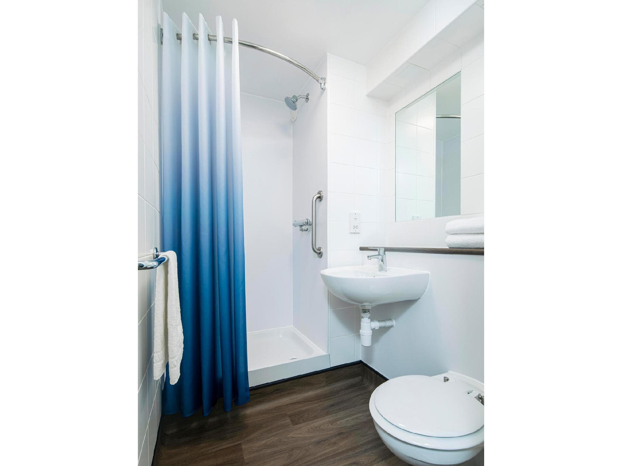 Travelodge Cambridge Orchard Park photo 2