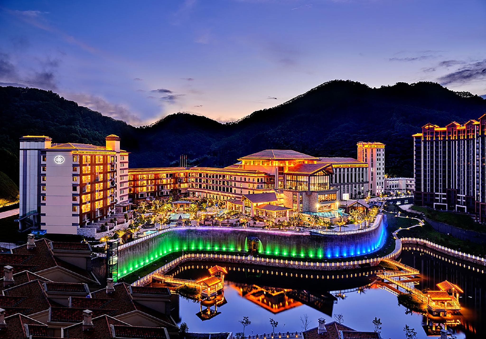 Nankunshan Muca Gahua Hot Spring Hotel