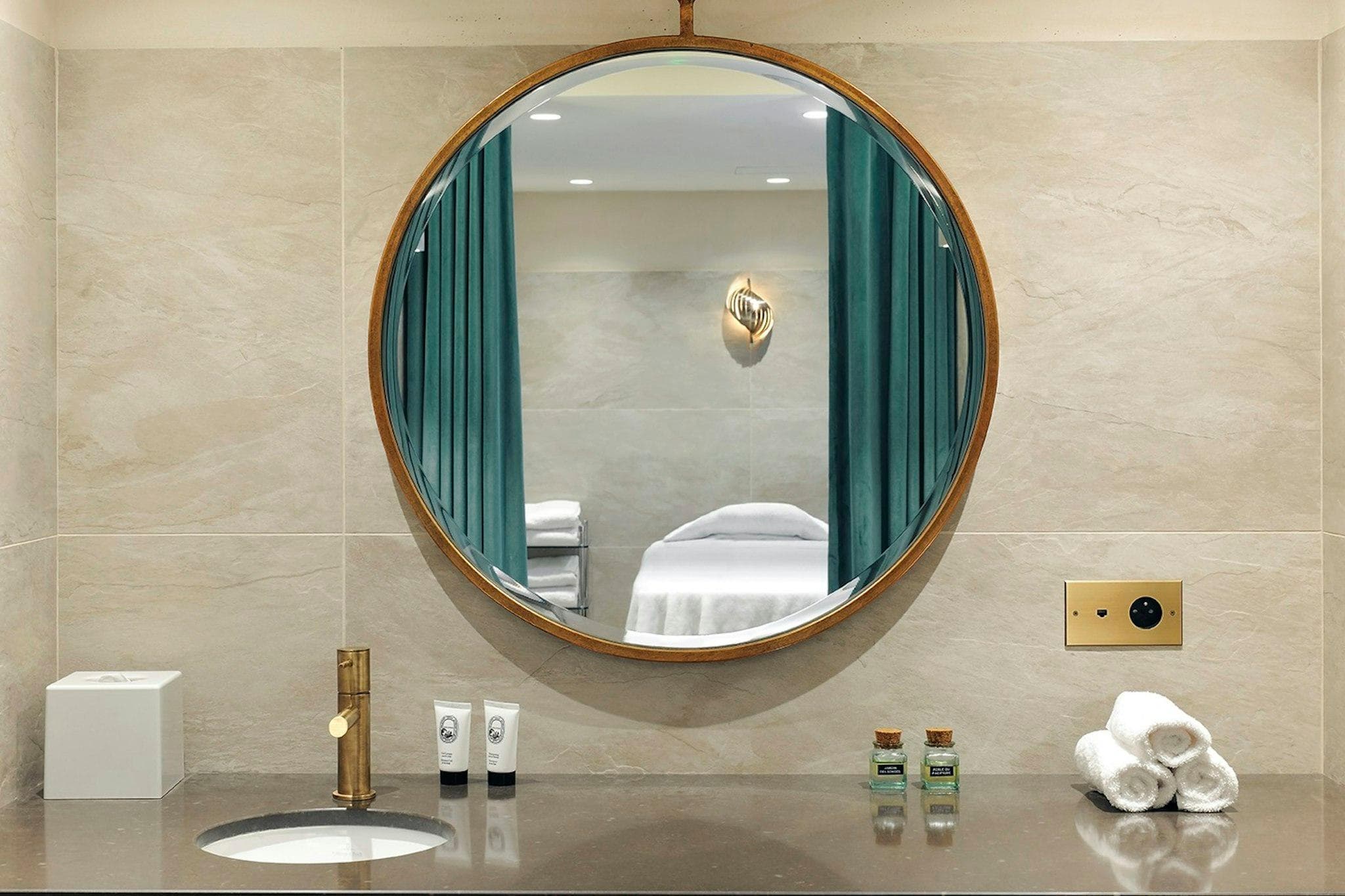 Grand Powers Hotel