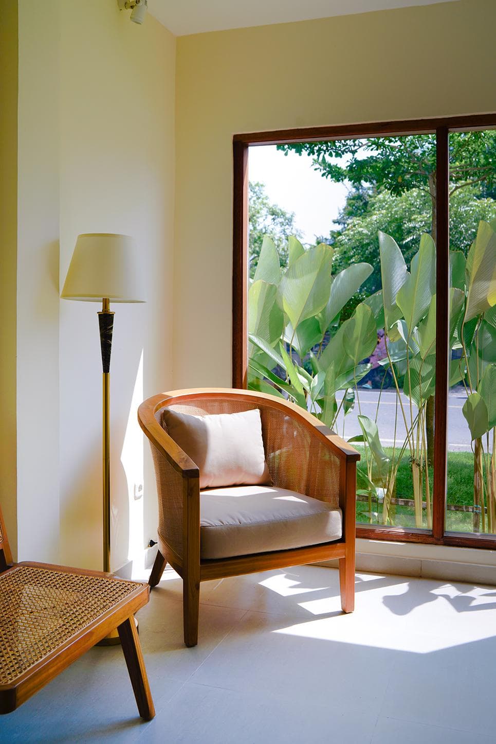 Roots Hotel Senggigi photo 5