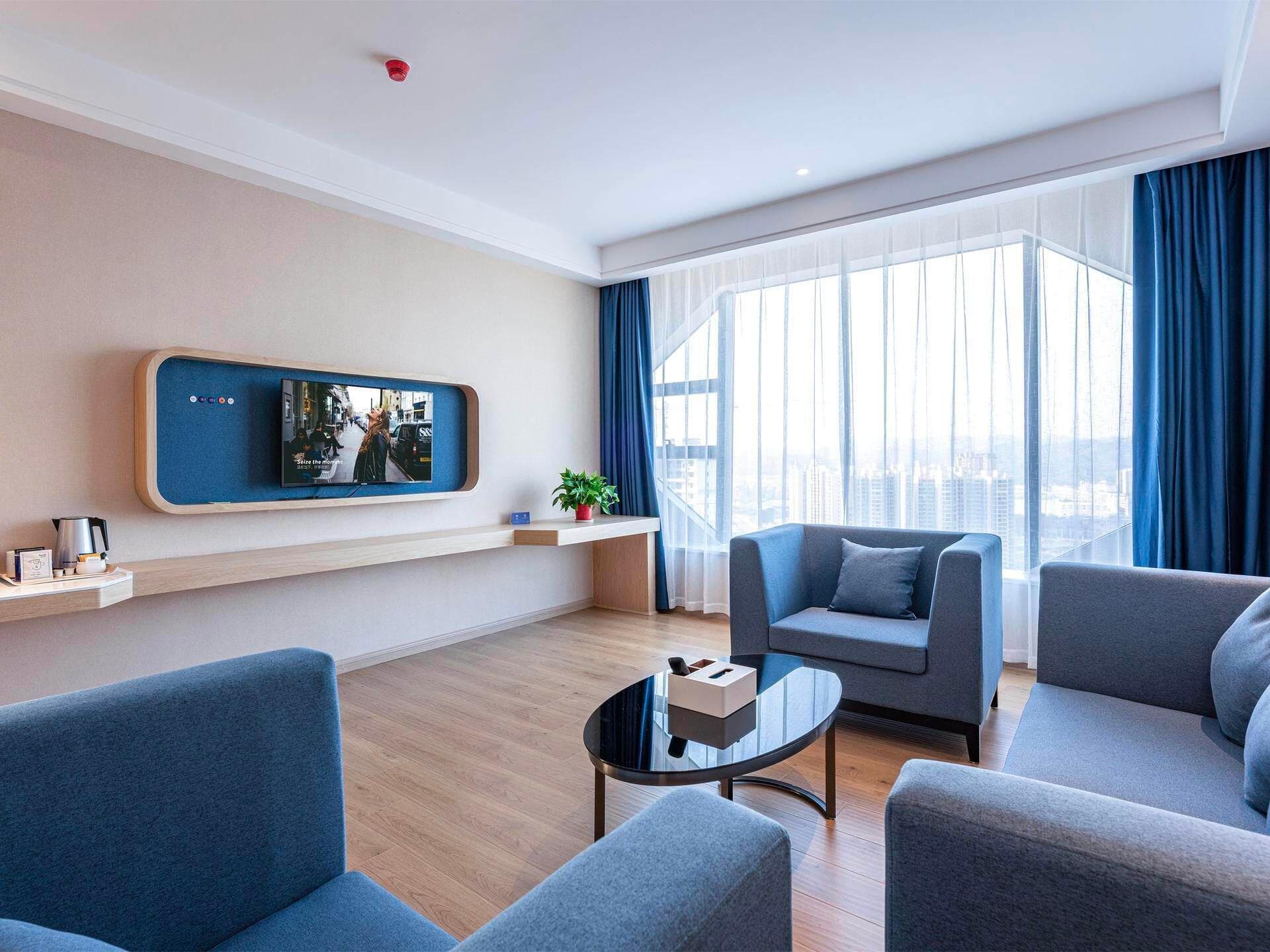 Kyriad Marvelous Hotel Heyuan Jianji Wanda Plaza photo 2