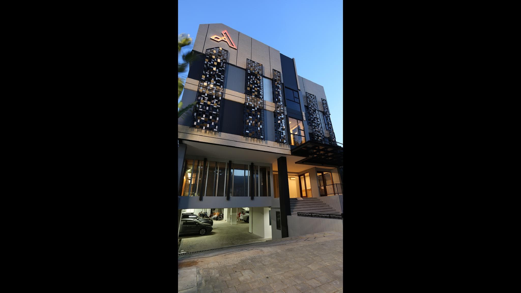 Adotel Hotel