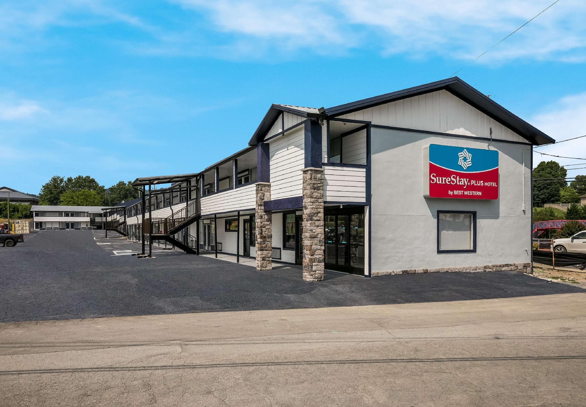 SureStay Plus by Best Western Pigeon Forge photo 5