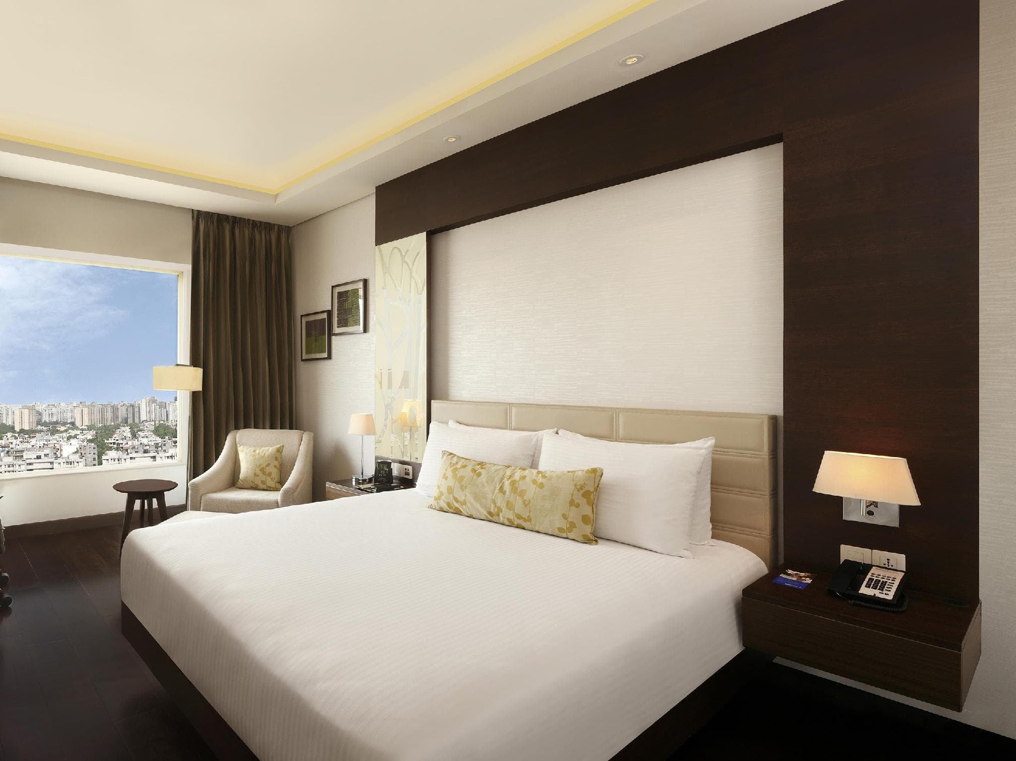DoubleTree by Hilton Gurugram Baani Square photo 2
