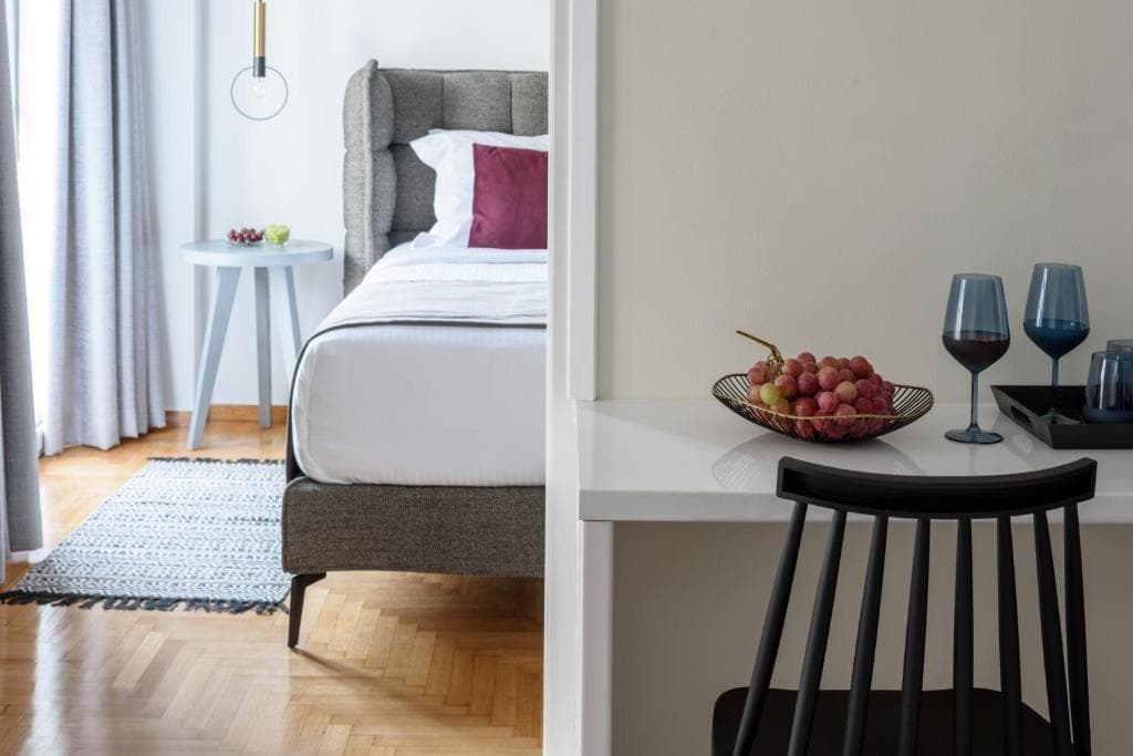 Acropolis Grand Apartment